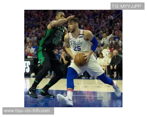 西蒙斯与普理查德联手发威半场三分雨助力球队28分狂潮